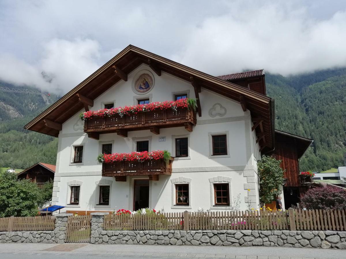 Apartamento Haus Scheiber Umhausen Exterior foto